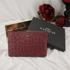 Coach Leather Corner Zip Wristlet in Wine color 🍷